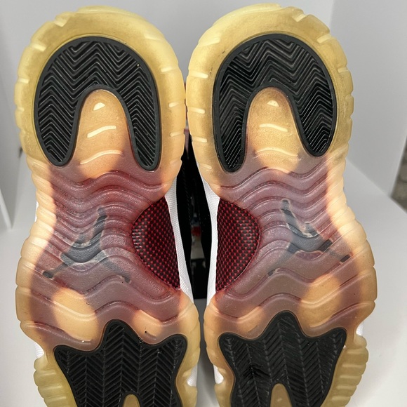 Jordan 11 72-10 Retro 11’s - Picture 3 of 7